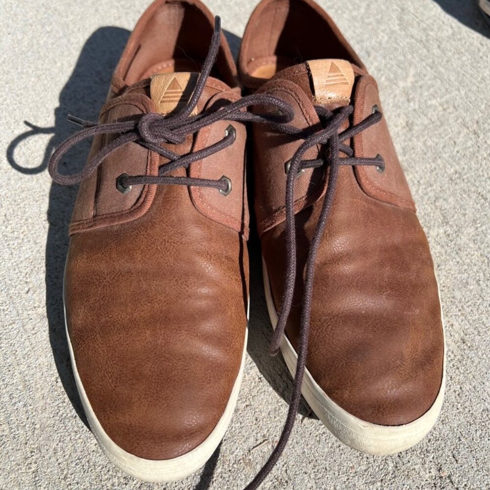 Aldo men’s dress shoes, size 8